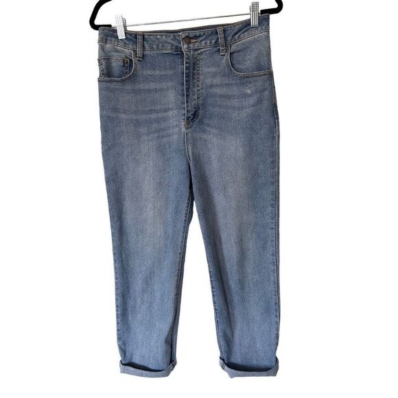 BCBgeneration Light Wash Cropped Cuffed Stretch High-Rise Jeans size 30 - Picture 1 of 12